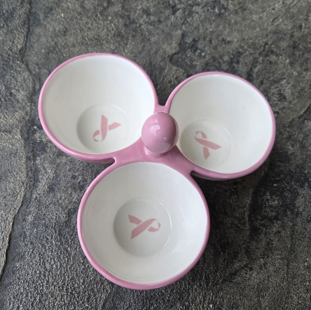 Pampered Chef Help Whip Cancer Pink and White Triple Bowl Set